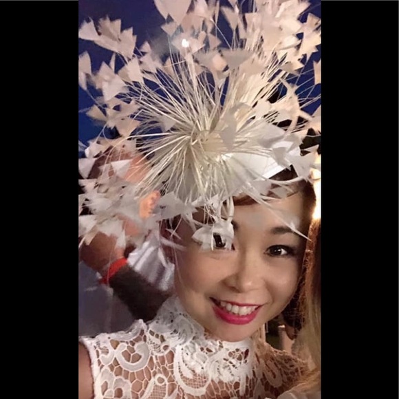 Meet your Posher, Constance - Picture 2 of 3